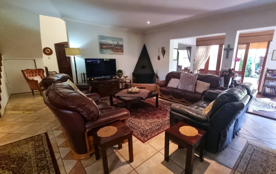 3 Bedroom Property for Sale in Melodie North West